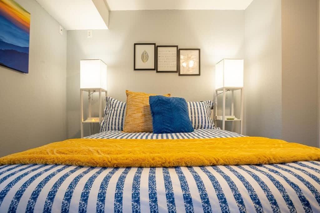 Sasquatch Lodge E Sleeps 13 Гатлінбург Екстер'єр фото