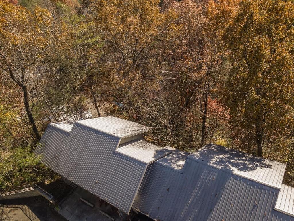 Sasquatch Lodge E Sleeps 13 Гатлінбург Екстер'єр фото